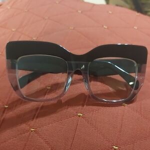 Stylish Black and Clear Women's Sunglasses